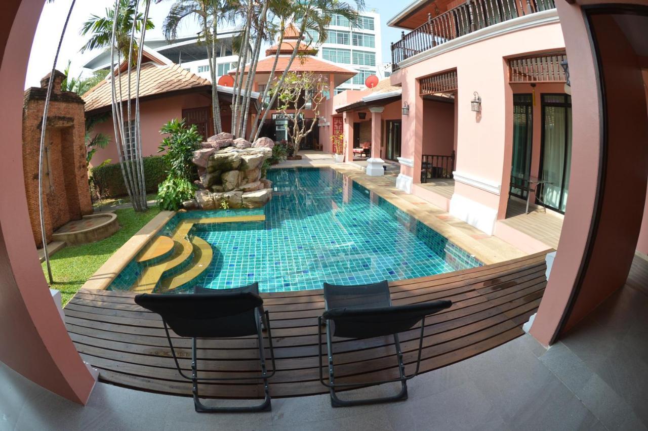 พระตำหนักวิลล่า 10 ห้องนอน พร้อมสระว่ายน้ำส่วนตัว Pattaya Exterior photo