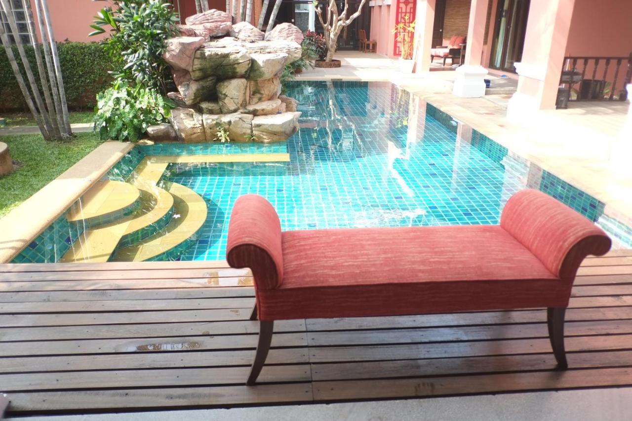 พระตำหนักวิลล่า 10 ห้องนอน พร้อมสระว่ายน้ำส่วนตัว Pattaya Exterior photo