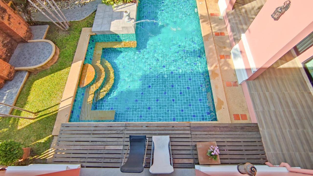 พระตำหนักวิลล่า 10 ห้องนอน พร้อมสระว่ายน้ำส่วนตัว Pattaya Exterior photo
